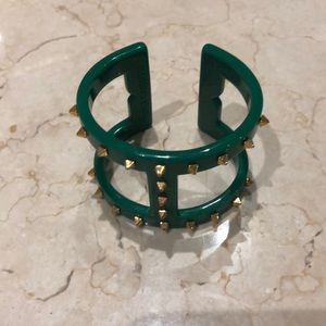 Vince Camuto cuff bracelet green with gold studs.